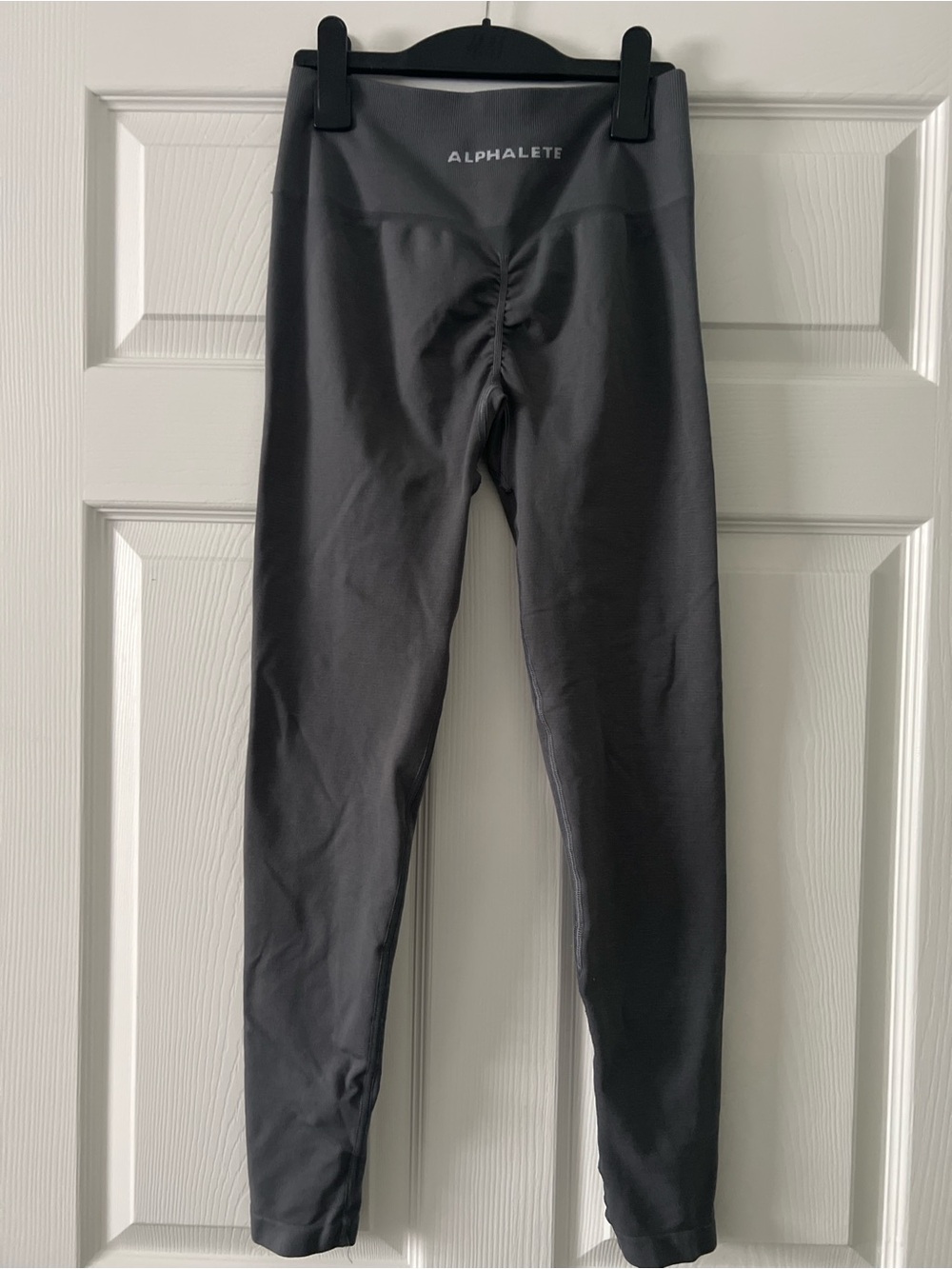 Alphalete Amplify Women’s High-Waisted Scrunch Leggings Gray Size Medium M - Picture 2 of 4